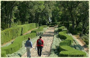 Balade à Marqueyssac balade gite ruraux Dordogne